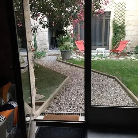 Petite Maison Sur Jardin Secret * Avignon