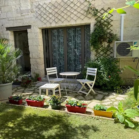 Apartment Petite Maison Sur Jardin Secret